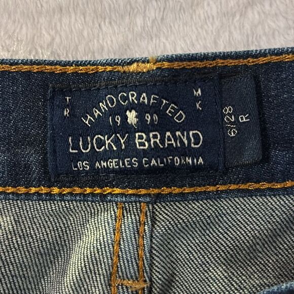 Lucky brand Sweet N Low bootcut jeans. Size 6/28. - Picture 6 of 12